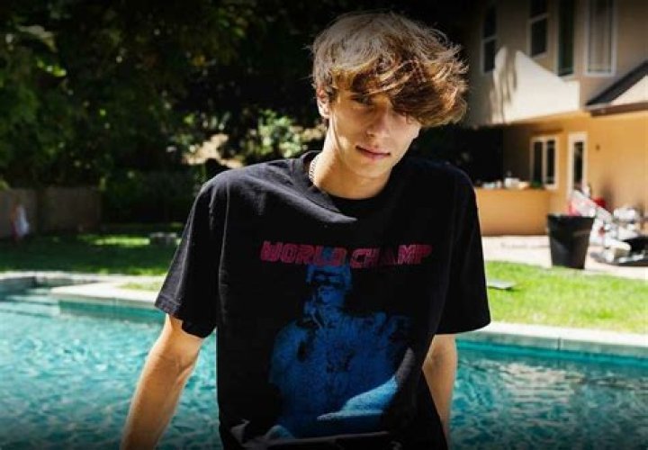 Josh Richards Age Josh Richards Bio, Age, Girlfriend, Family, Photos