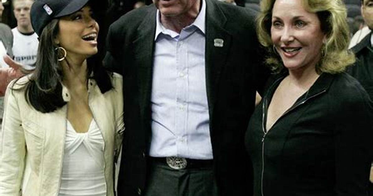 Julianna Hawn Holt Net Worth – San Antonio Spurs Owner