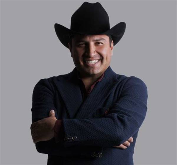 Julion Alvarez Net Worth