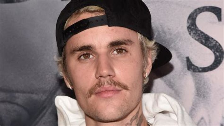 Justin Bieber Reveals He’s Battling Lyme Disease