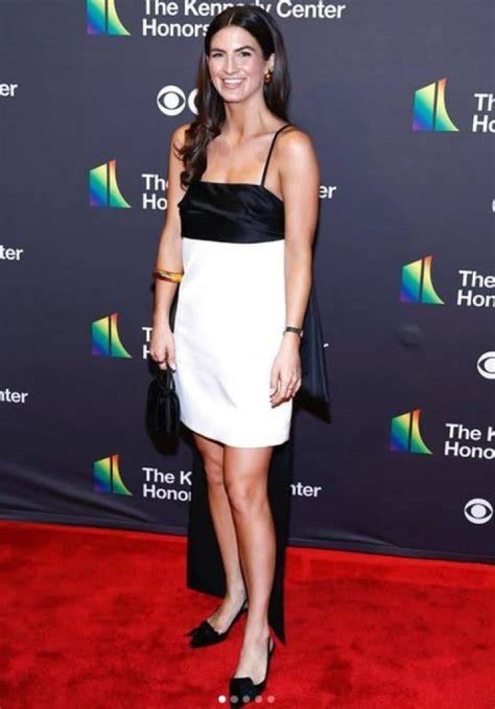 Kaitlan Collins, BioWiki, Age, Height, Family, Husband, Salary, Net worth