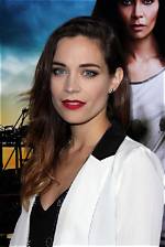 Kathleen Munroe-What Has Kathleen Munroe Played in? Net Worth, Age, Height, Boyfriend, Ethnicity and Wiki!