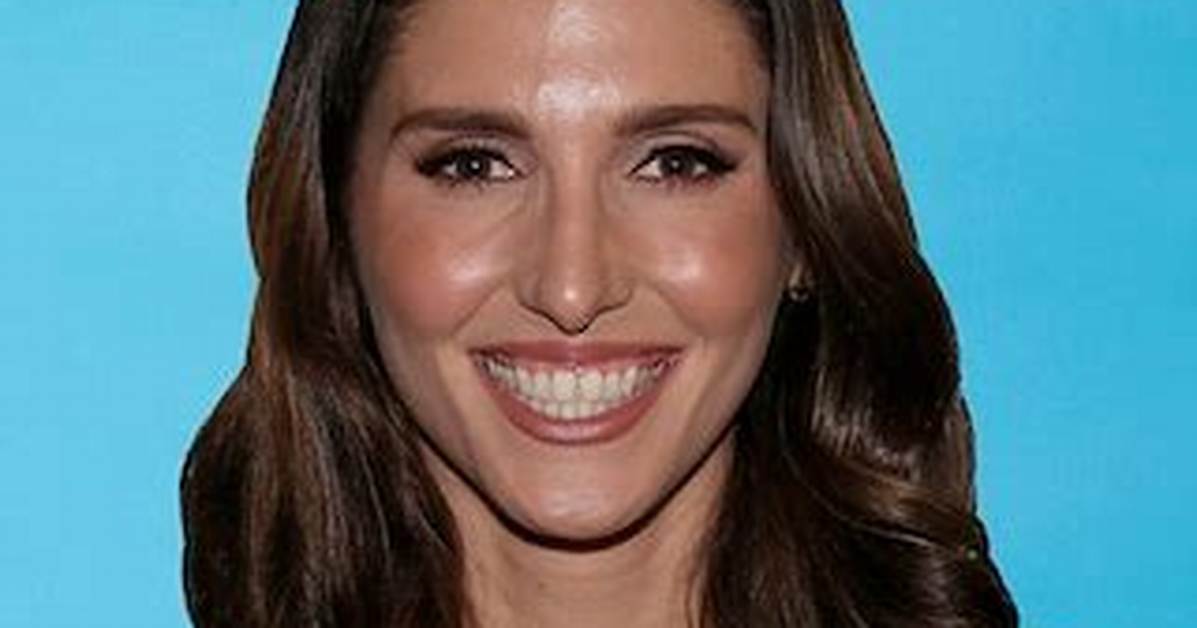 Kelly Saco Fox Sports, Bio, Wiki, Age, Height, Husband, Salary, and Net Worth