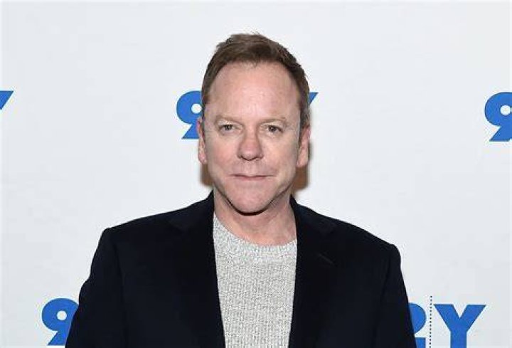 Kiefer Sutherland slams politicians for using his famed grandfather&rsquo;s