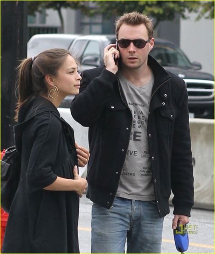 Kristin Kreuk & Mark Hildreth Canada Couple Photo 2495193 Kristin