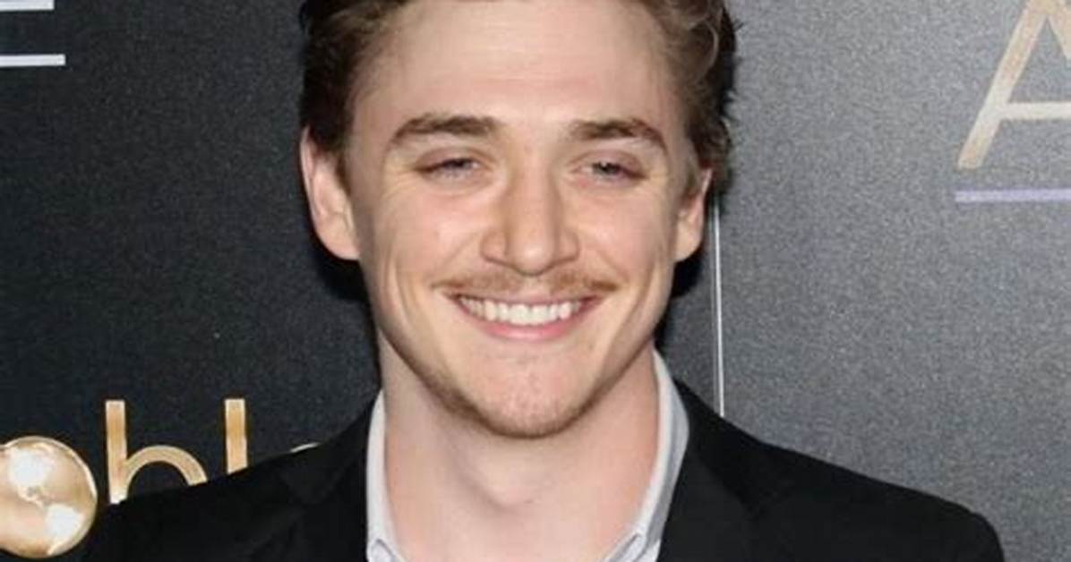 Kyle Gallner Height