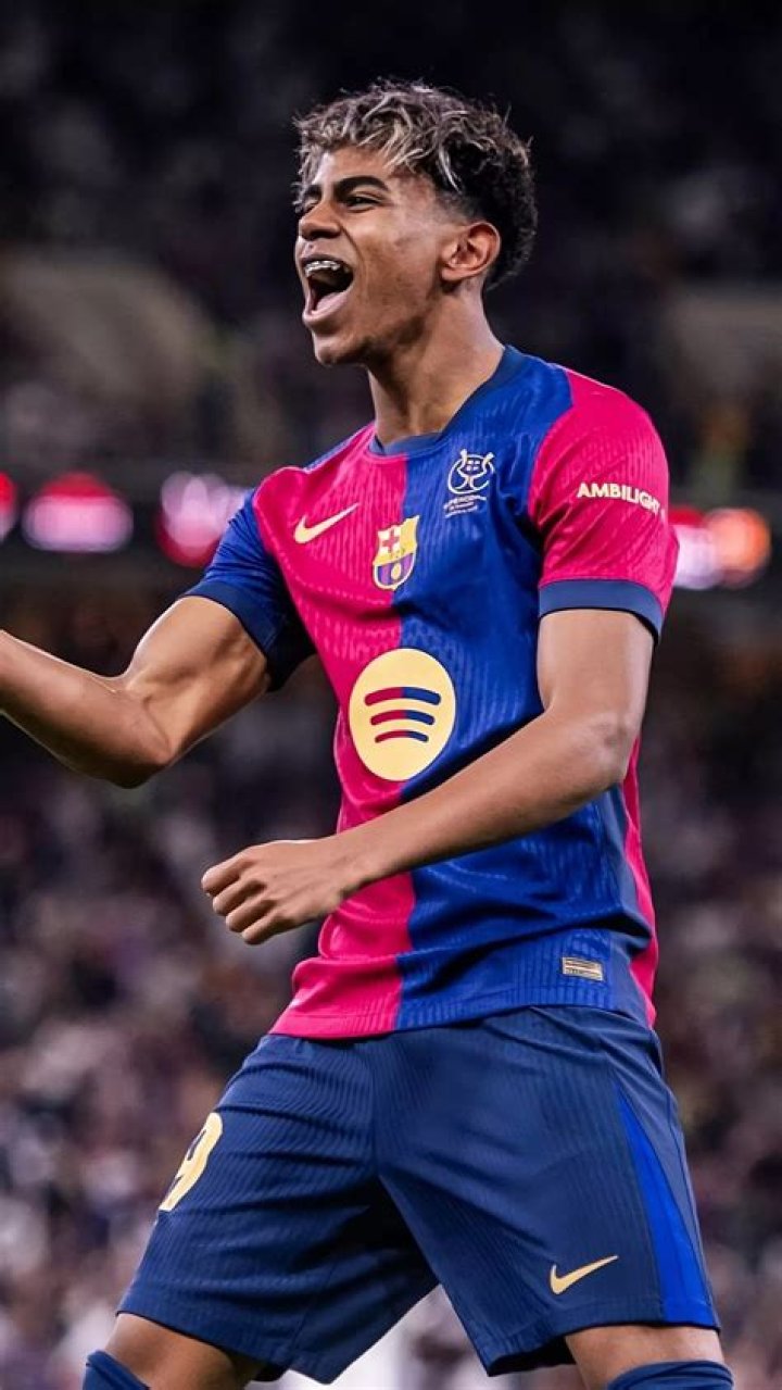 Lamine Yamal Barcelona Wallpaper iPhone Fc barcelona, Football