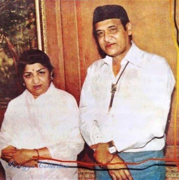 Lata Mangeshkar Biography, Family, Husband, Songs, Mother,, 52 OFF