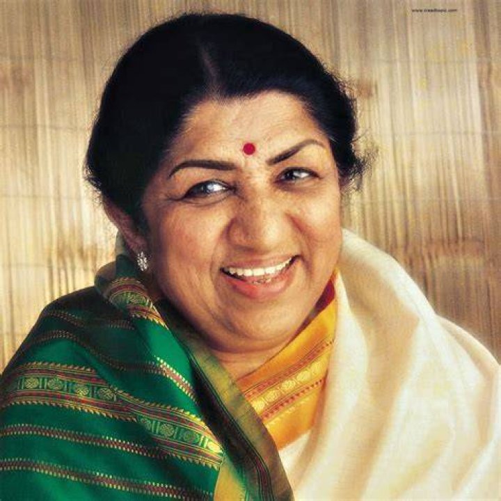 Lata Mangeshkar India's most celebrated singer turns 89 today Oyeyeah