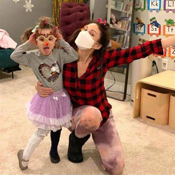 Laura Benanti Daughter Ella Rose