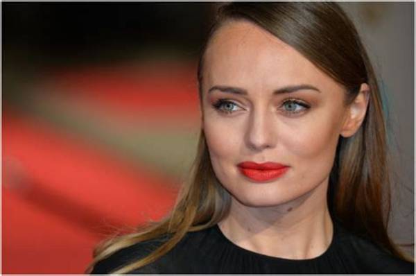 Laura Haddock Net Worth – How Much Is Laura Haddock Worth?