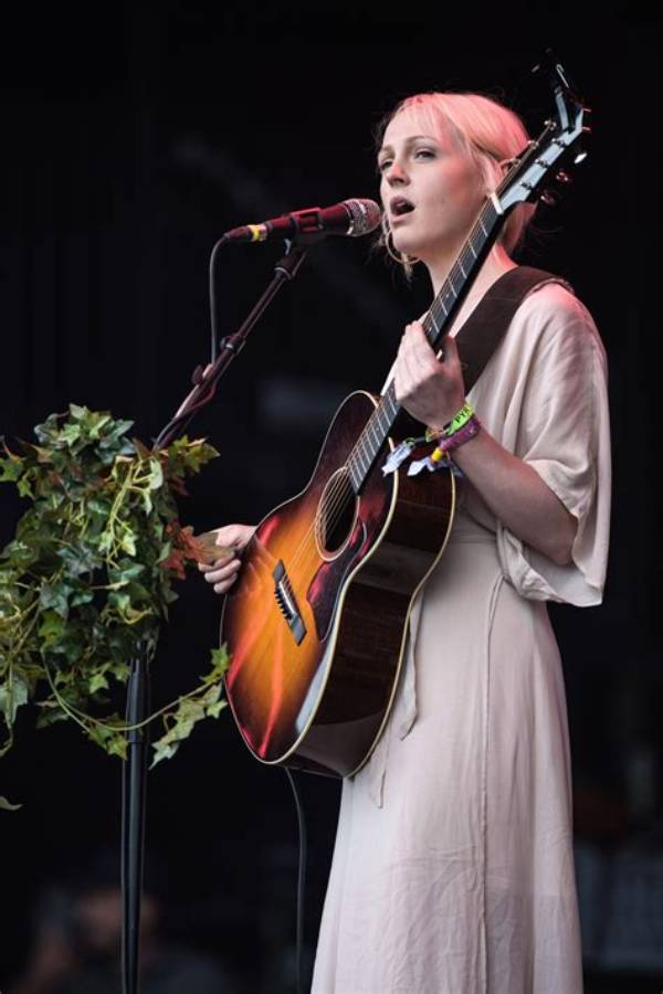 Laura Marling Net Worth