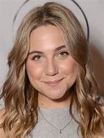 Lauren Collins New Yorker, Bio, Wiki, Age, Height, Husband, Salary, and Net Worth