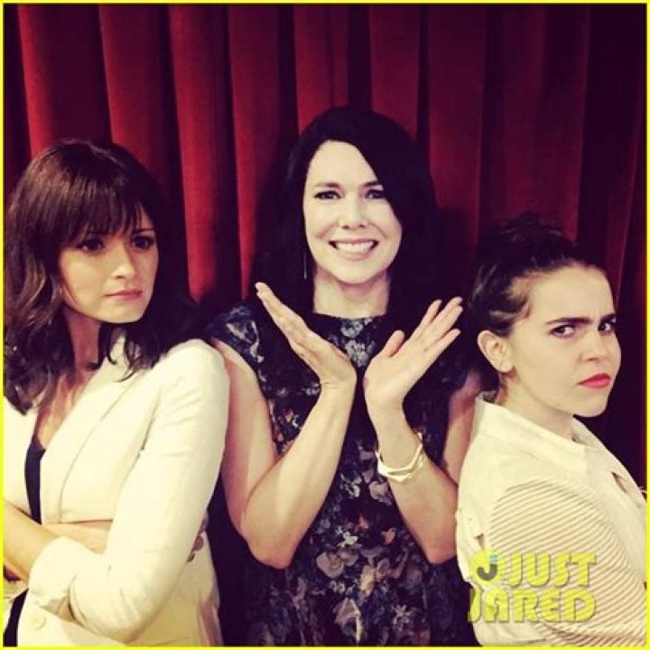Lauren Graham&rsquo;s TV Daughters Finally Meet And There&rsquo;s A Pic To Prove