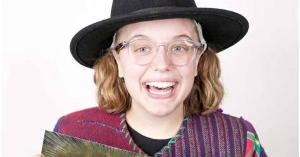 Leah Marlene | Bio, Age, Net Worth, Relationship, Career