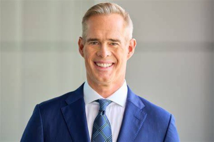 Learn About Joe Buck&rsquo;s ExWife Ann Archambault Apzo Media