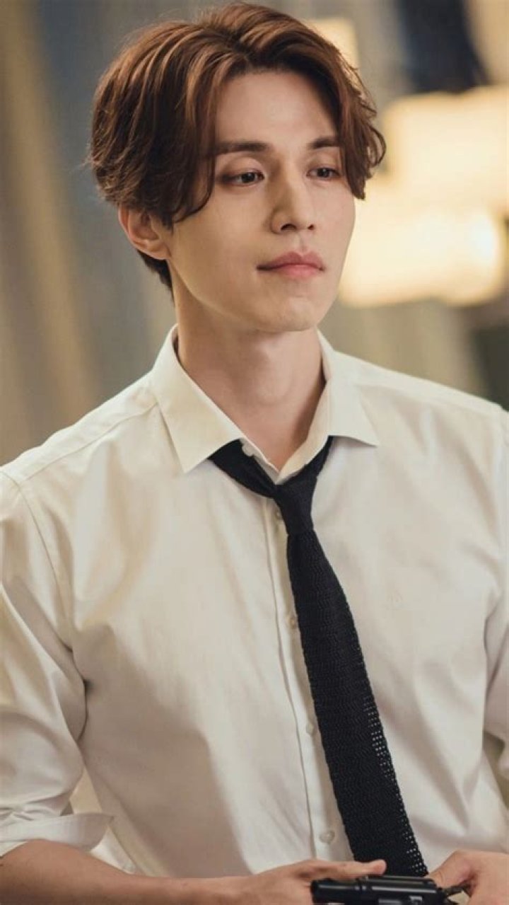 Lee Dong Wook Says He's Just Like Everyone Else In Interview As One Of