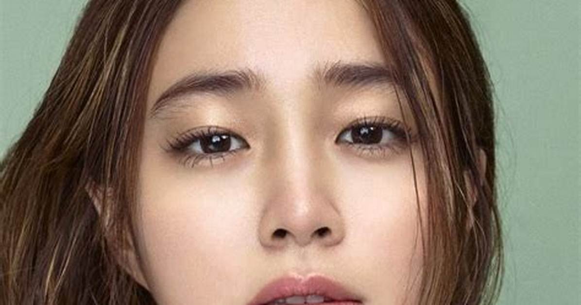 Lee Min-Jung Net Worth 2024
