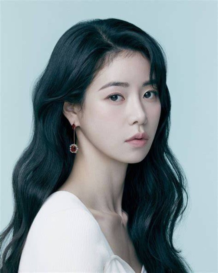 Lim Ji-Yeon