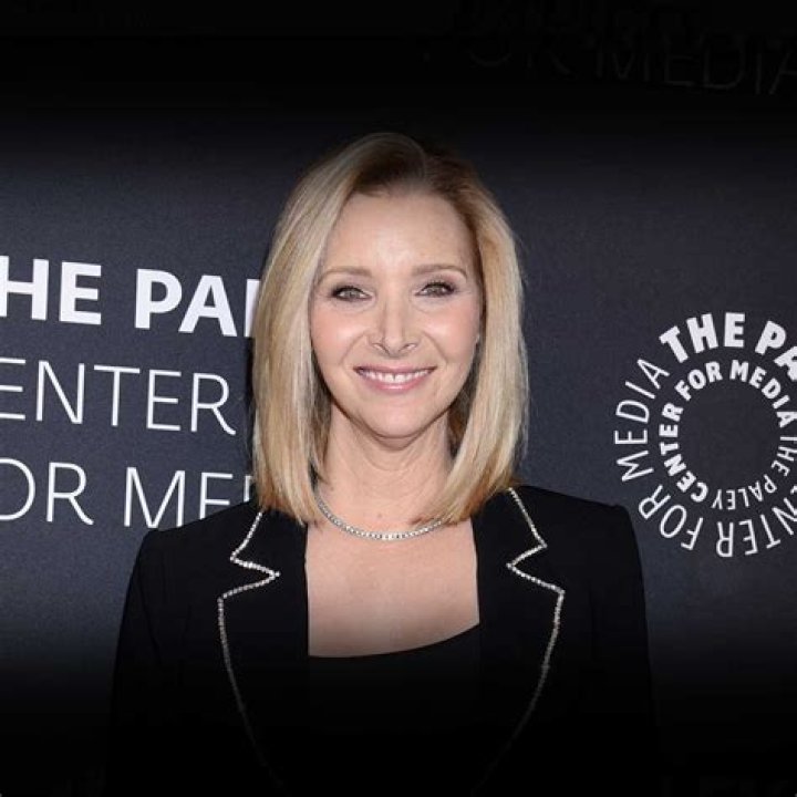 Lisa Kudrow Age, Net Worth, Husband, Family, Height and Biography