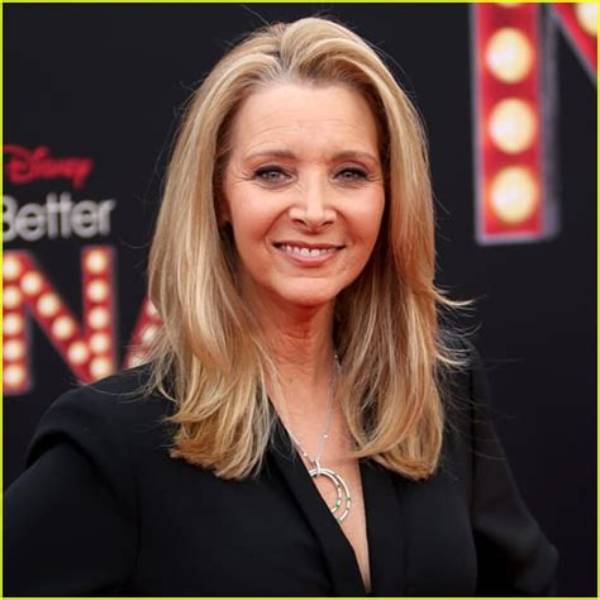 Lisa Kudrow Net Worth – How Much Is Kudrow Worth?