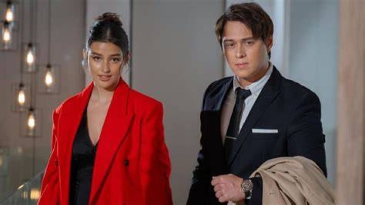 Liza Soberano And Enrique Gil Post Sweet Messages For Each Other After