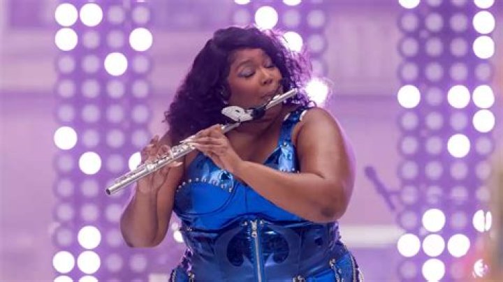 Lizzo Played Dead President&rsquo;s 200YearOld Crystal Flute Concert in D.C