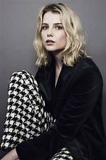 Lucy Boynton – Biography, Facts & Life Story