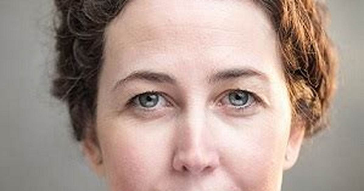 Lucy Walters Net Worth