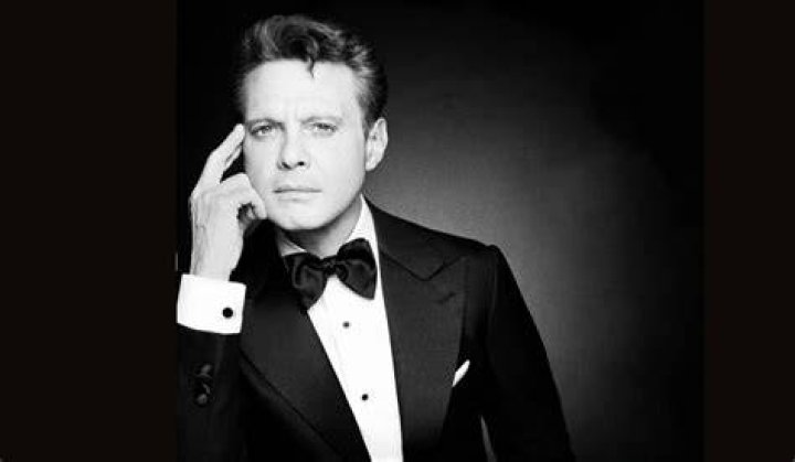 Luis Miguel &iquest;Cu&aacute;ntos a&ntilde;os tienen sus hijos Michelle, Miguel y Daniel