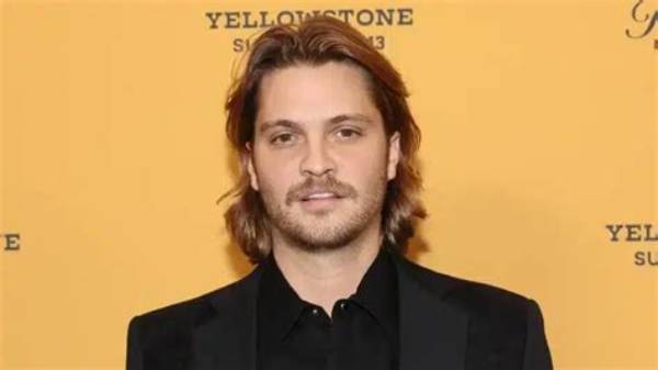 Luke Volker | Bio, Age, Net Worth, Relationship, Career
