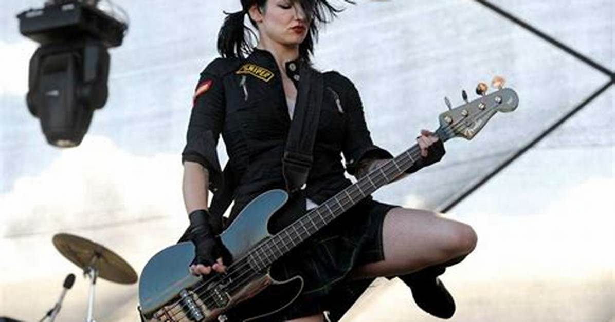 Lyn-Z Net Worth