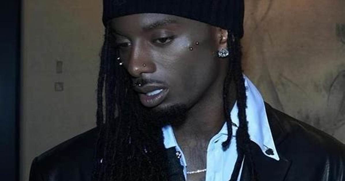Lyrics & Translations of Scorin by Offset & Playboi Carti