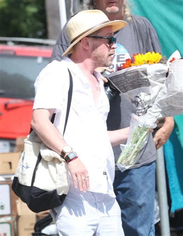 Macaulay Culkin Reunites With Seth Green For His First Movie In 10 Years