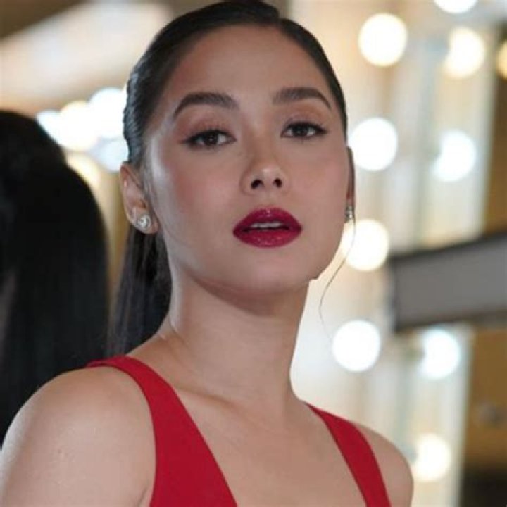 Maja Salvador's Fresh Wedding Makeup Look Preview.ph