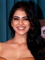 Malavika Mohanan – Biography, Facts & Life Story