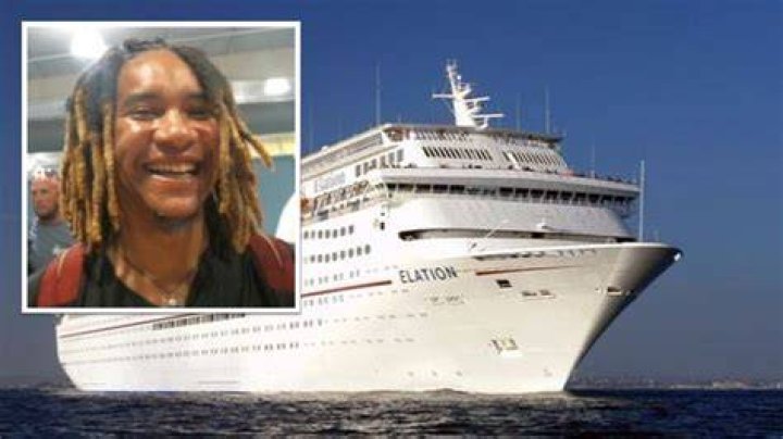 Man jumps overboard Carnival cruise ship off Florida coast