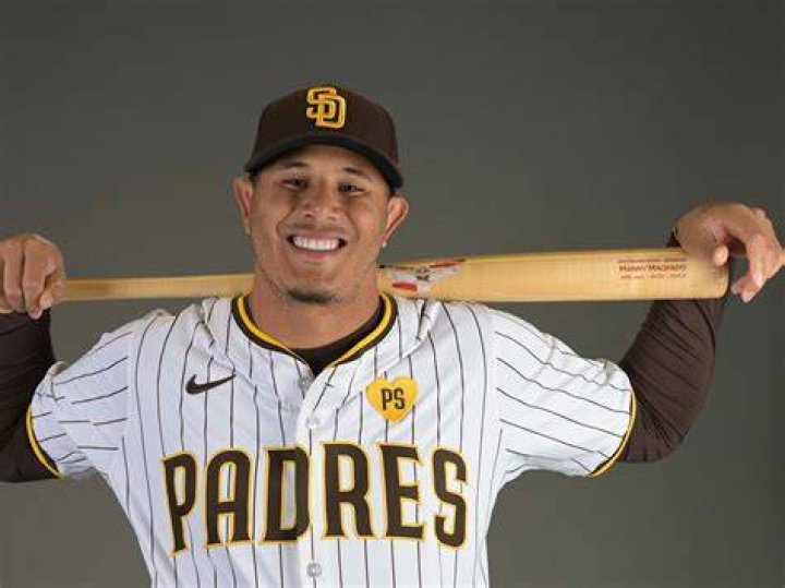 Manny Machado Wife, Age, Stats, Contract, Net Worth, Height