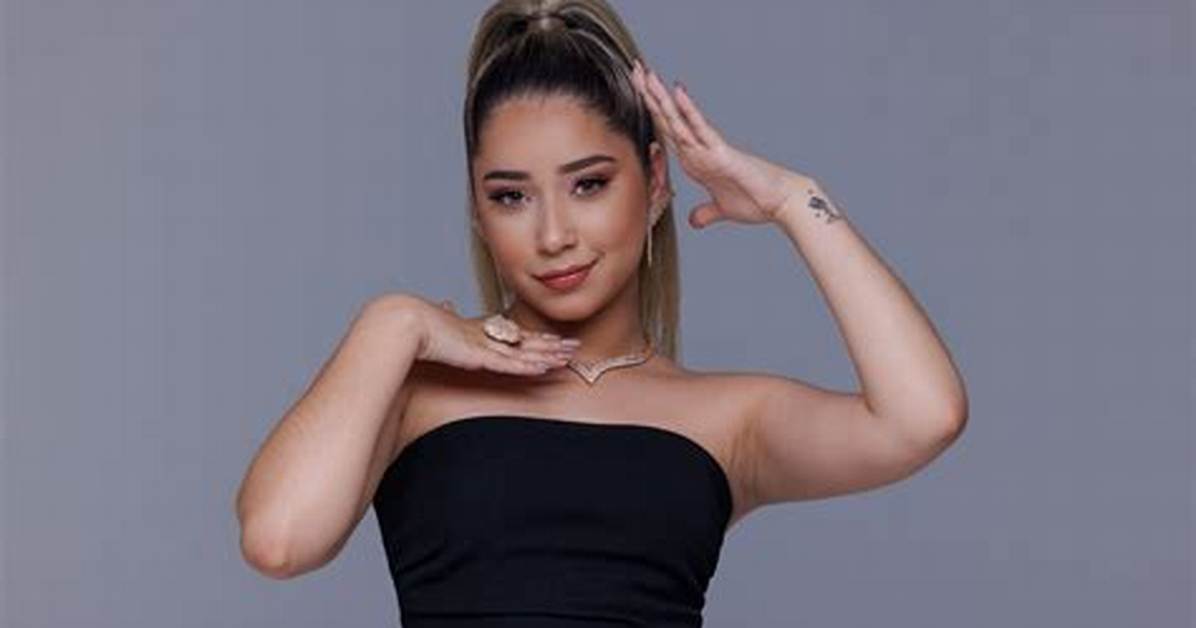 Mari Tavares