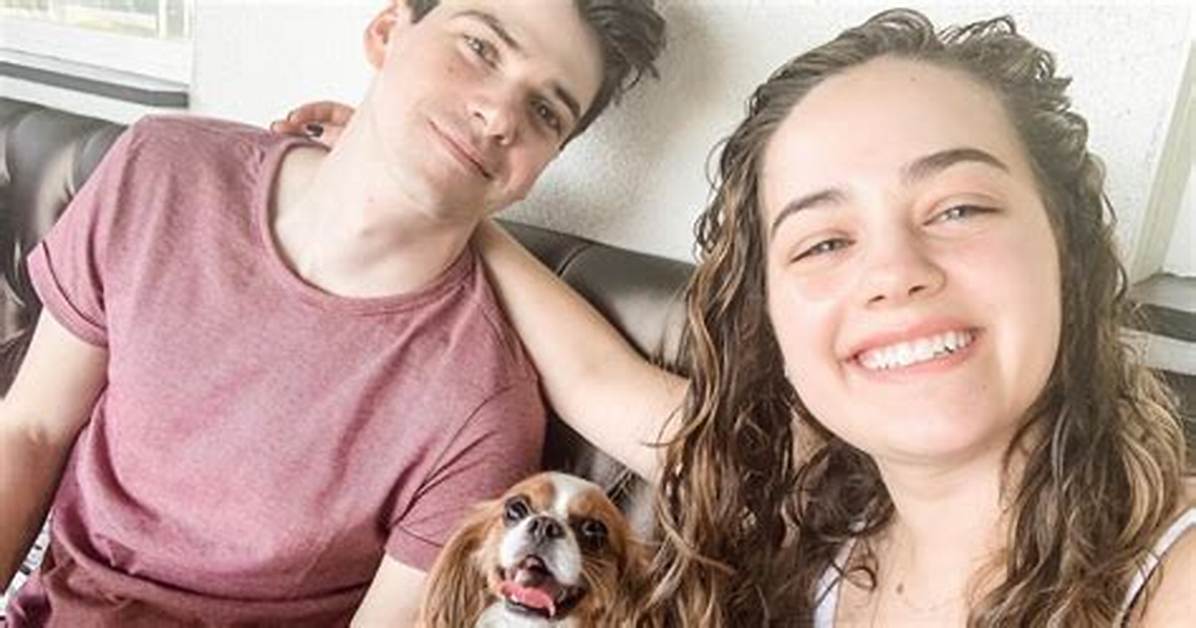 Mary Mouser and Her Boyfriend Recently Celebrated 5 Year's Together
