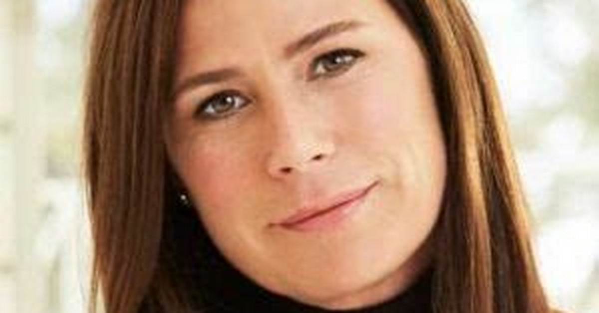 Maura Tierney- Wiki, Net Worth, Husband, Height