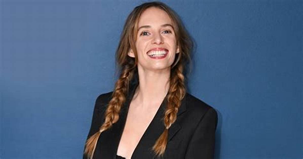Maya Booth Net Worth