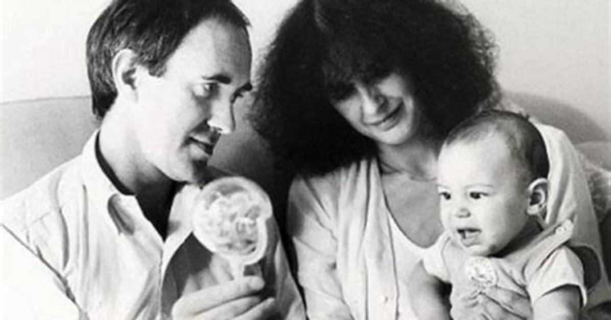 Meet All of Jonathan Pryce’s Children and Know What They Are Doing