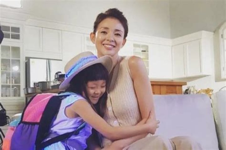 Meet Choo Sarang&rsquo;s Mom, The 40YearOld Japanese Model &mdash; Koreaboo