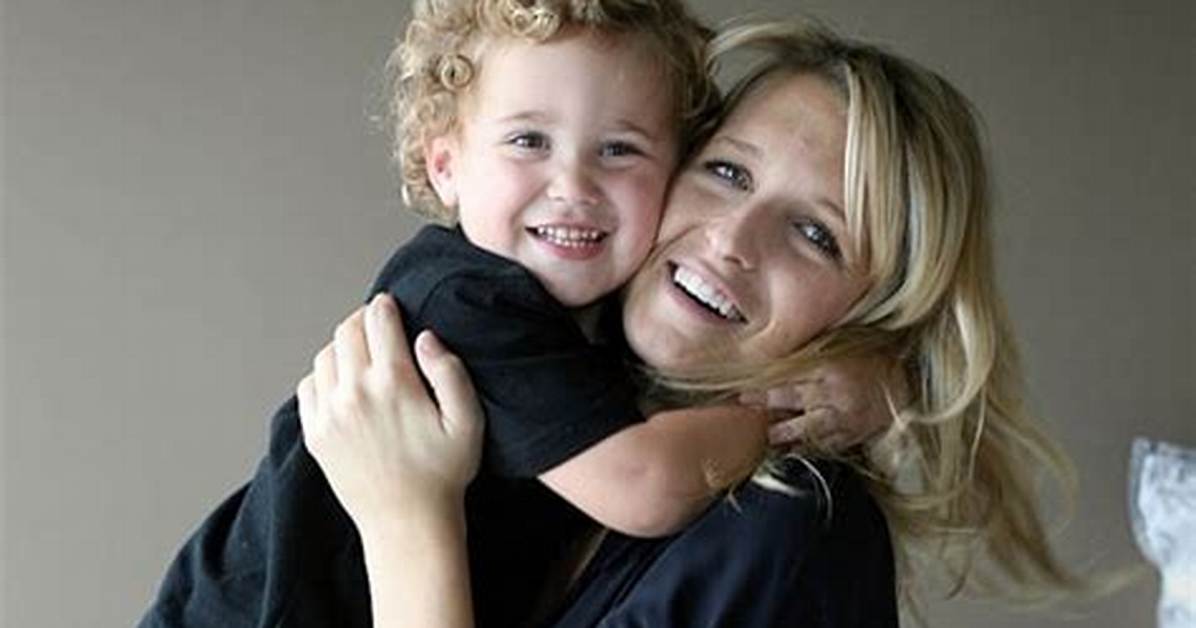 Meet Cole Cameron Leinart – Photos of Brynn Cameron’s Son with Ex-Partner Matt Leinart