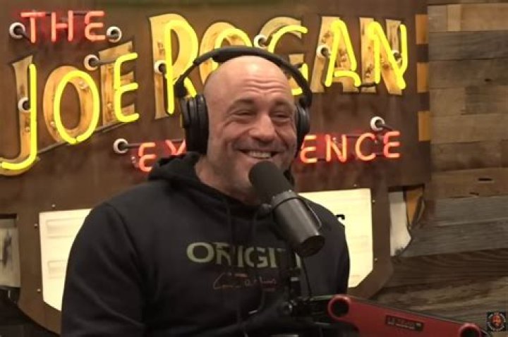 Meet Joe Rogan's Three Daughters Kayja, Lola, and Rosy