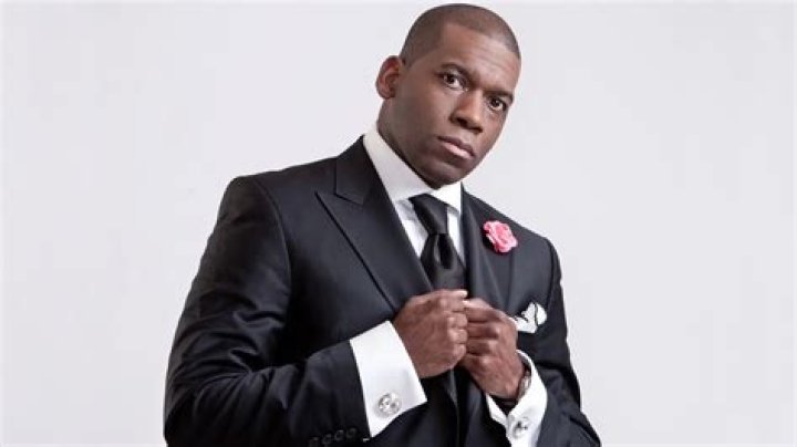 Megachurch pastor Jamal Bryant moves from Baltimore to Atlanta