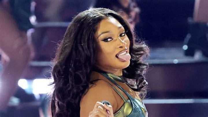 Megan Thee Stallion is going makeupfree, giving away money and