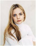 Mena Suvari