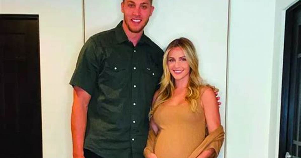 Meyers Leonard Reveals How Competitive His Wife Is